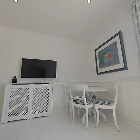 Apartman Zelah At Sophias